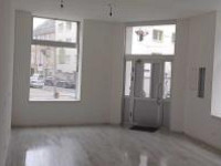 EBENERDIGES GESCHÄFTSLOKAL!