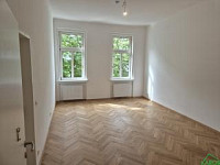 2-ZIMMER-ERSTBEZUG IN WUNDERSCHÖNEM GRÜNDERZEITHAUS!!!