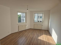 2-ZIMMER-WOHNUNG MIT PARKBLICK!