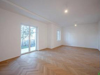 VILLA AUHOF - WOHNEN IM CHARMANTEN ALTBAU