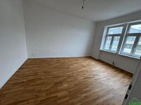 TOPSANIERTE 62,64 m² - ALTBAUWOHNUNG *MIT KÜCHE*
