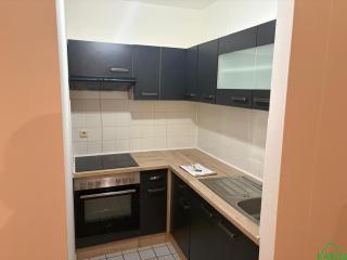 *PÄRCHENHIT MIT EINBAUKÜCHE*