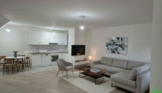 Dachgeschoss-Highlight in 1100 Wien: 3 Zimmer, moderne Ausstattung, tolle Aussicht!