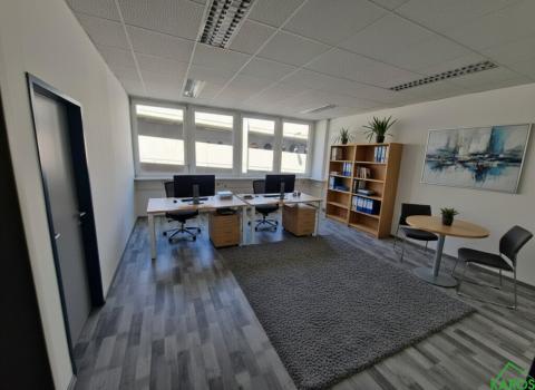 KLEINBÜRO AN DER A22/STREBERSDORF