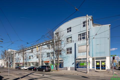 EBENERDIGE GESCHÄFTSFLÄCHE IN ZENTRALER LAGE!