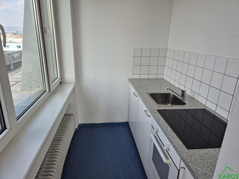 Moderne 2-Zimmer-Wohnung mit Fernblick - Top Lage mit Küche!