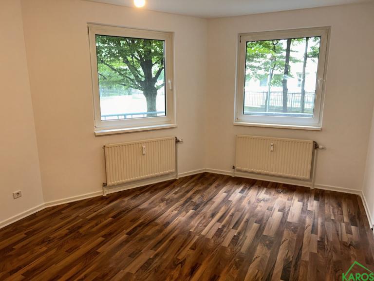 2-ZIMMER-WOHNUNG *AM WALDMÜLLERPARK*