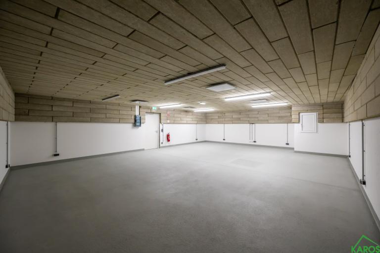 85 m² LAGER *ERSTBEZUG*