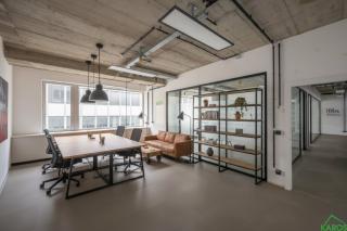 Moderne Büroflächen in 1090 Wien: 568 m² und 82 Stellplätze warten auf Sie!