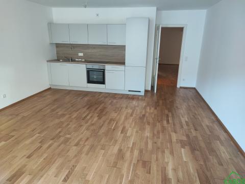 2-ZIMMER-WOHNUNG MIT KÜCHENZEILE!