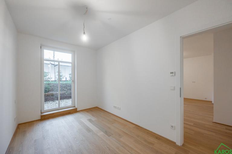 VILLA AUHOF - GARTENWOHNUNG IM GRÜNEN - klassischer Stil trifft modernen Komfort