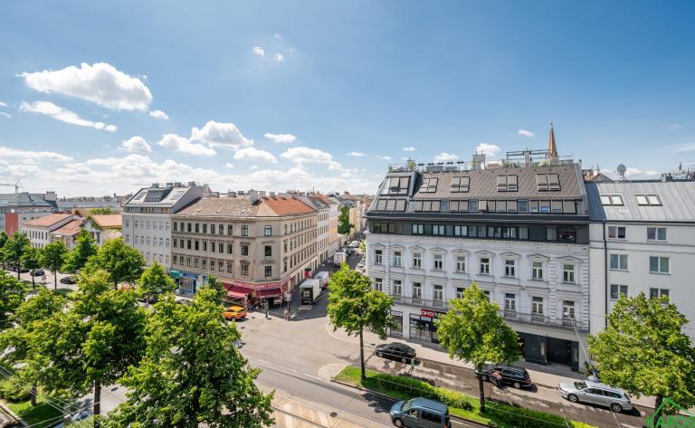TRAUMHAFTER DACHGESCHOSS-WEITBLICK *JETZT BEZUGSFERTIG*